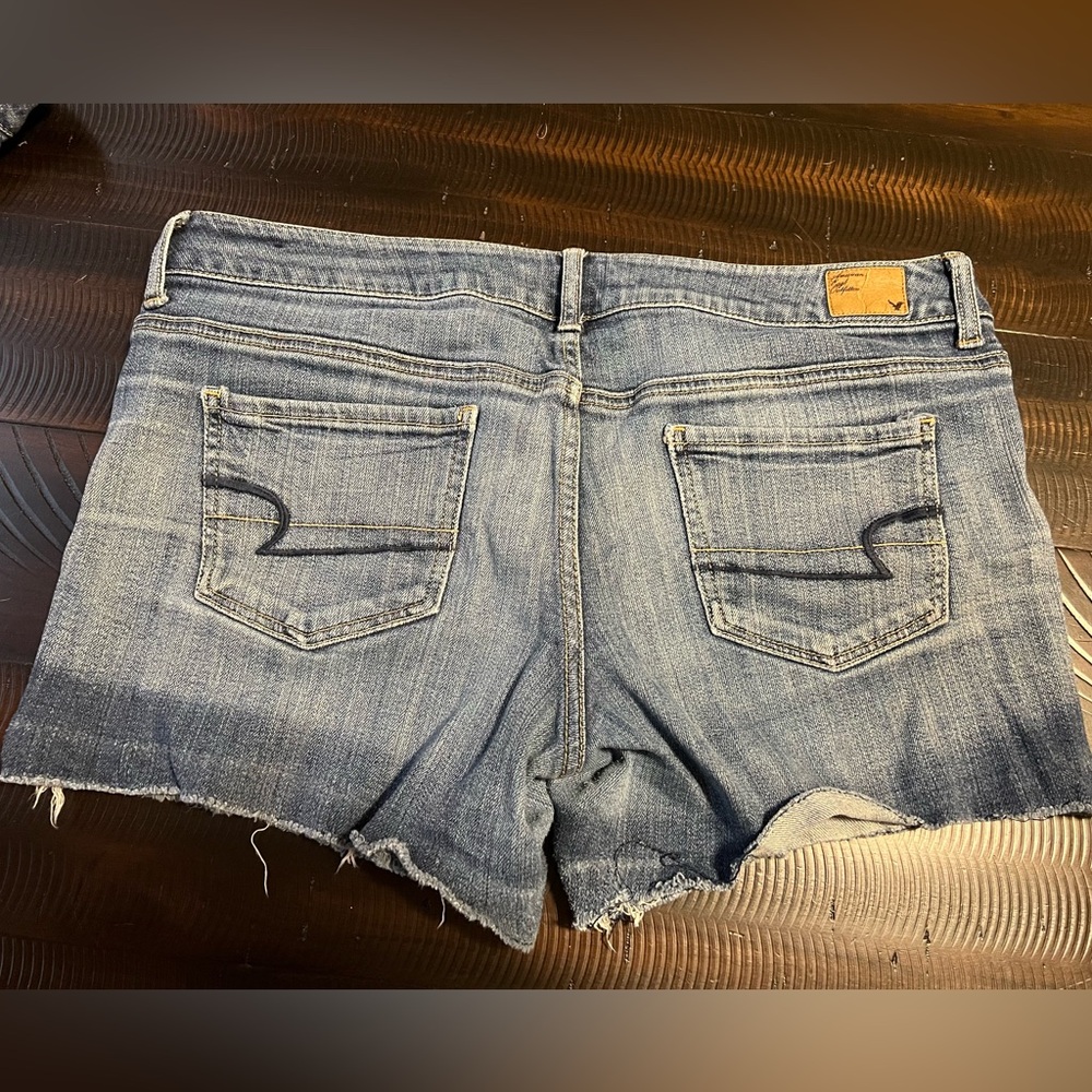 Sz 12 American Eagle jean shorts - Picture 6 of 7